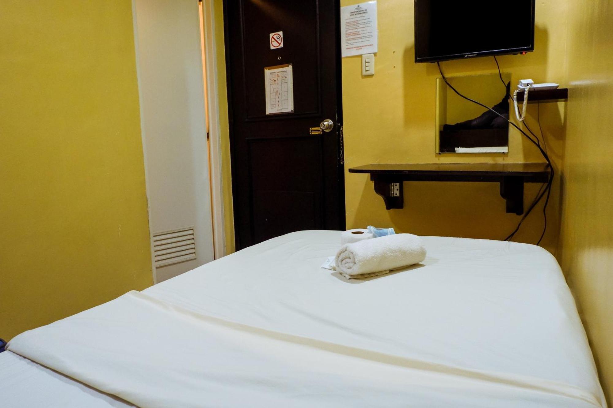 Hotel Juliano Manila Luaran gambar