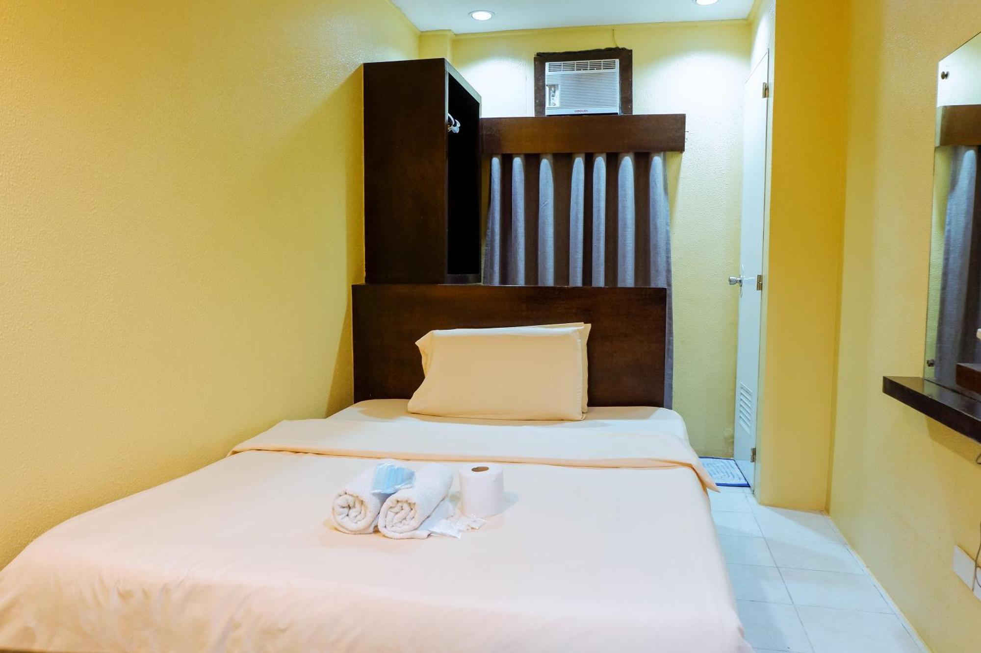 Hotel Juliano Manila Luaran gambar
