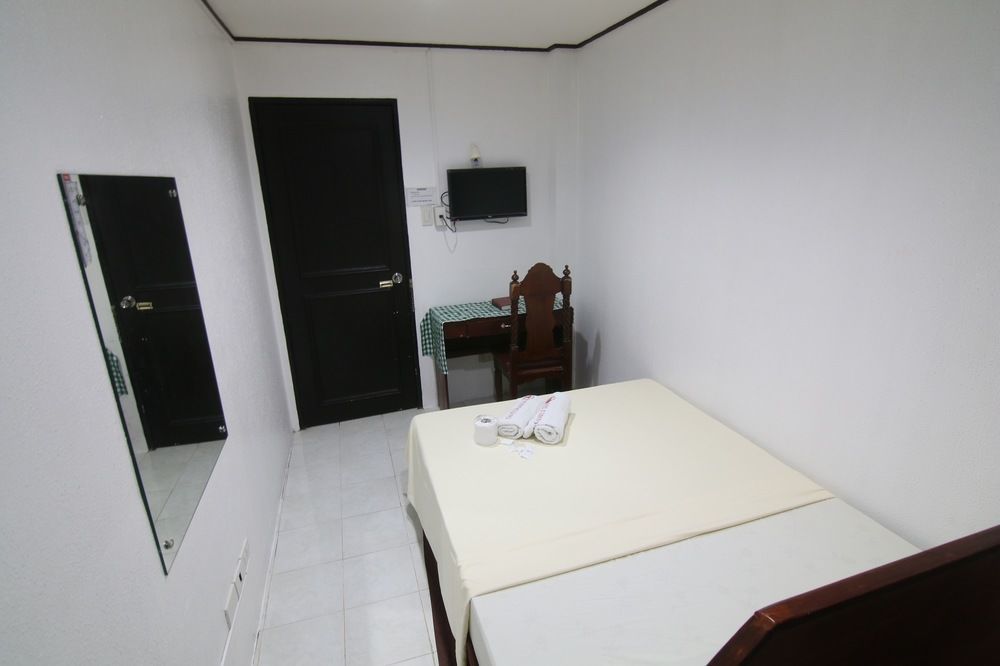 Hotel Juliano Manila Luaran gambar