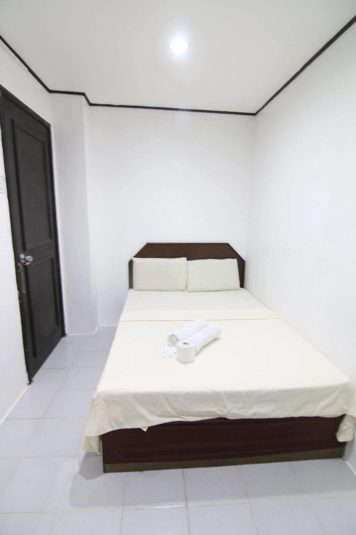 Hotel Juliano Manila Luaran gambar
